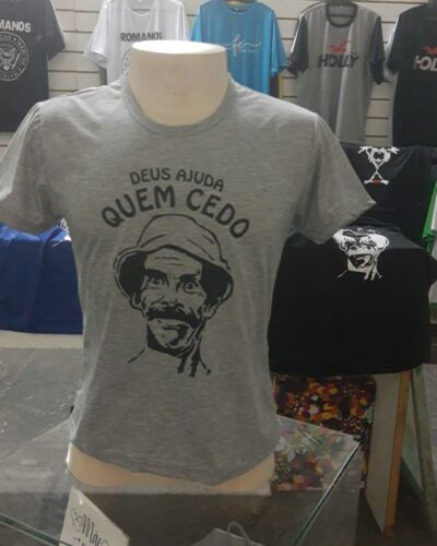 Camiseta Deus Ajuda Quem Cedo Madruga (Seu Madruga)