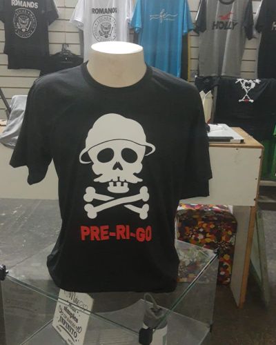 Camiseta Pre Ri Go (Caveira do seu madruga)